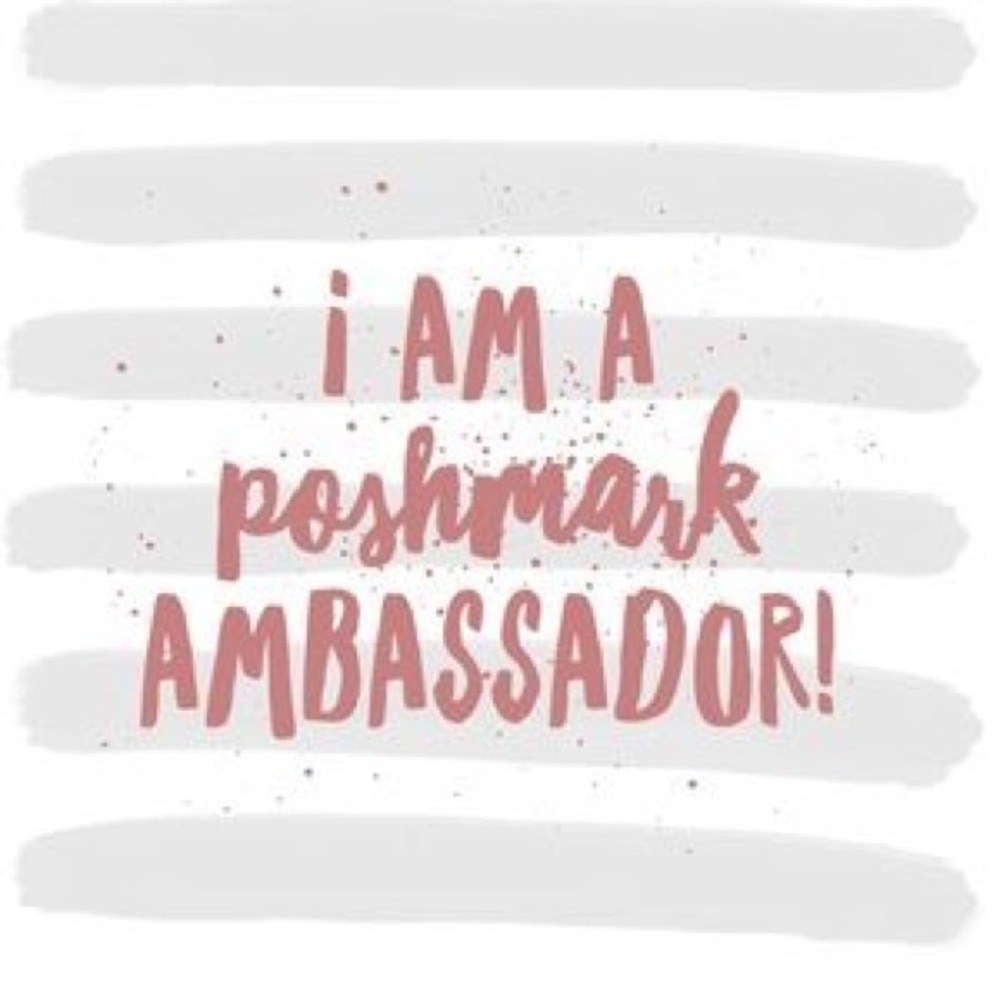 I’m a Poshmark Ambassador! 🤩